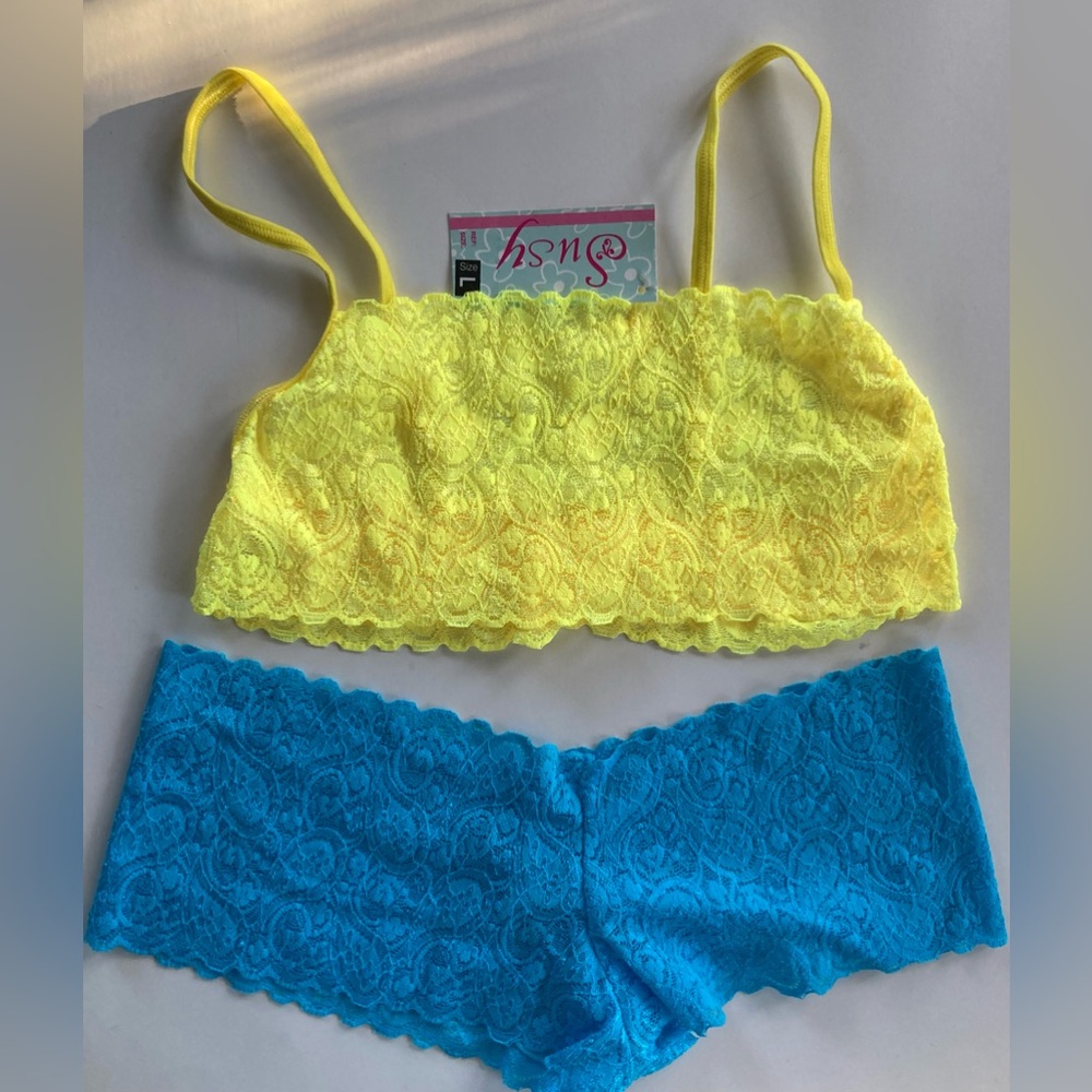 Lace Bralette & Boy Short Panties NWT